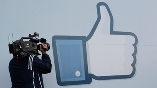 UK Authorities Order Cambridge Analytica to Give a US Voter All the Data It Has on Him